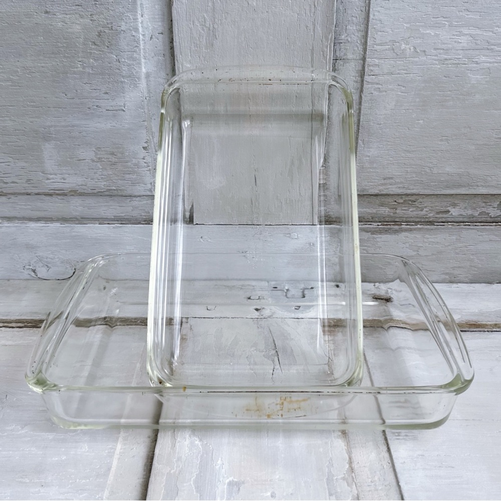 Vintage 1980s Pyrex Clear glass dishes set of 2